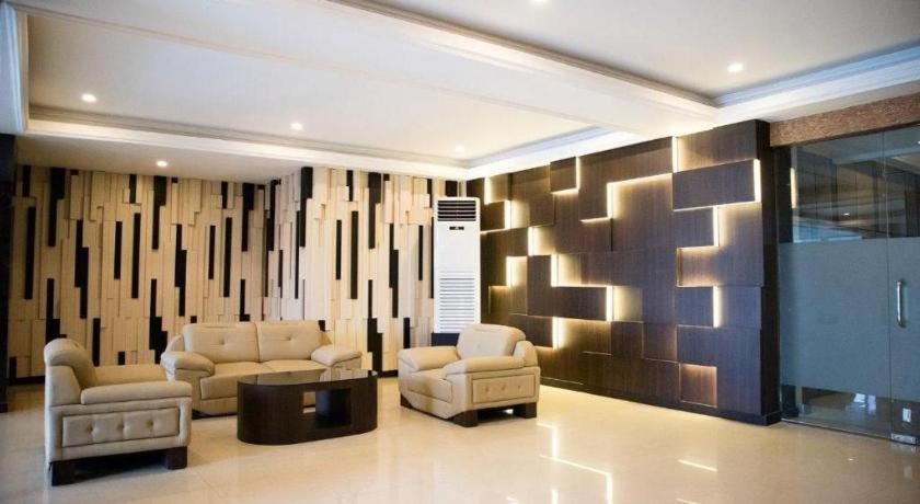 Karlita Hotel Tegal Tegal (Central Java) Exterior foto