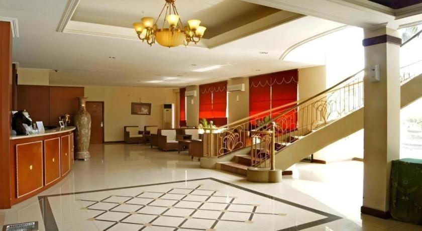 Karlita Hotel Tegal Tegal (Central Java) Exterior foto
