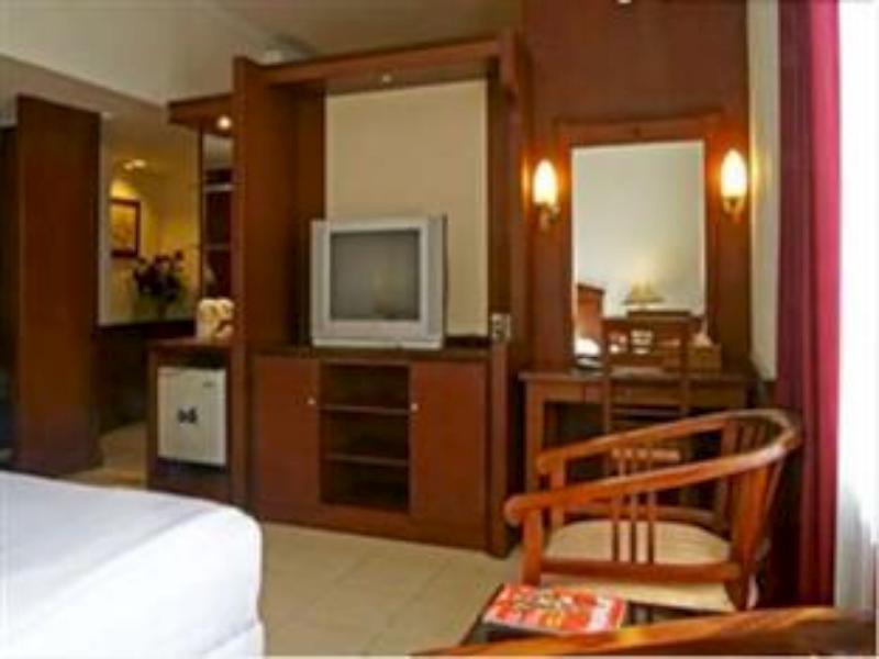 Karlita Hotel Tegal Tegal (Central Java) Exterior foto