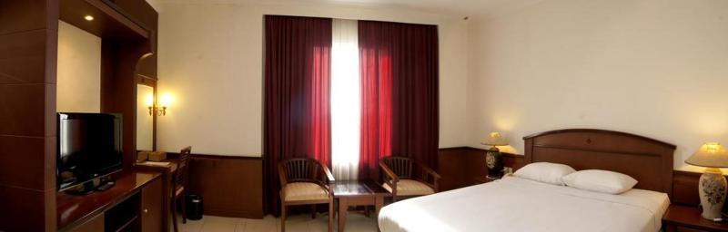 Karlita Hotel Tegal Tegal (Central Java) Exterior foto