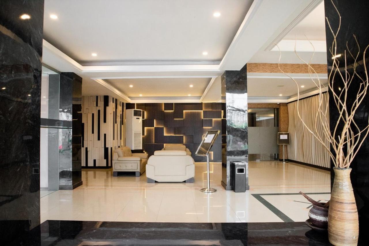 Karlita Hotel Tegal Tegal (Central Java) Exterior foto